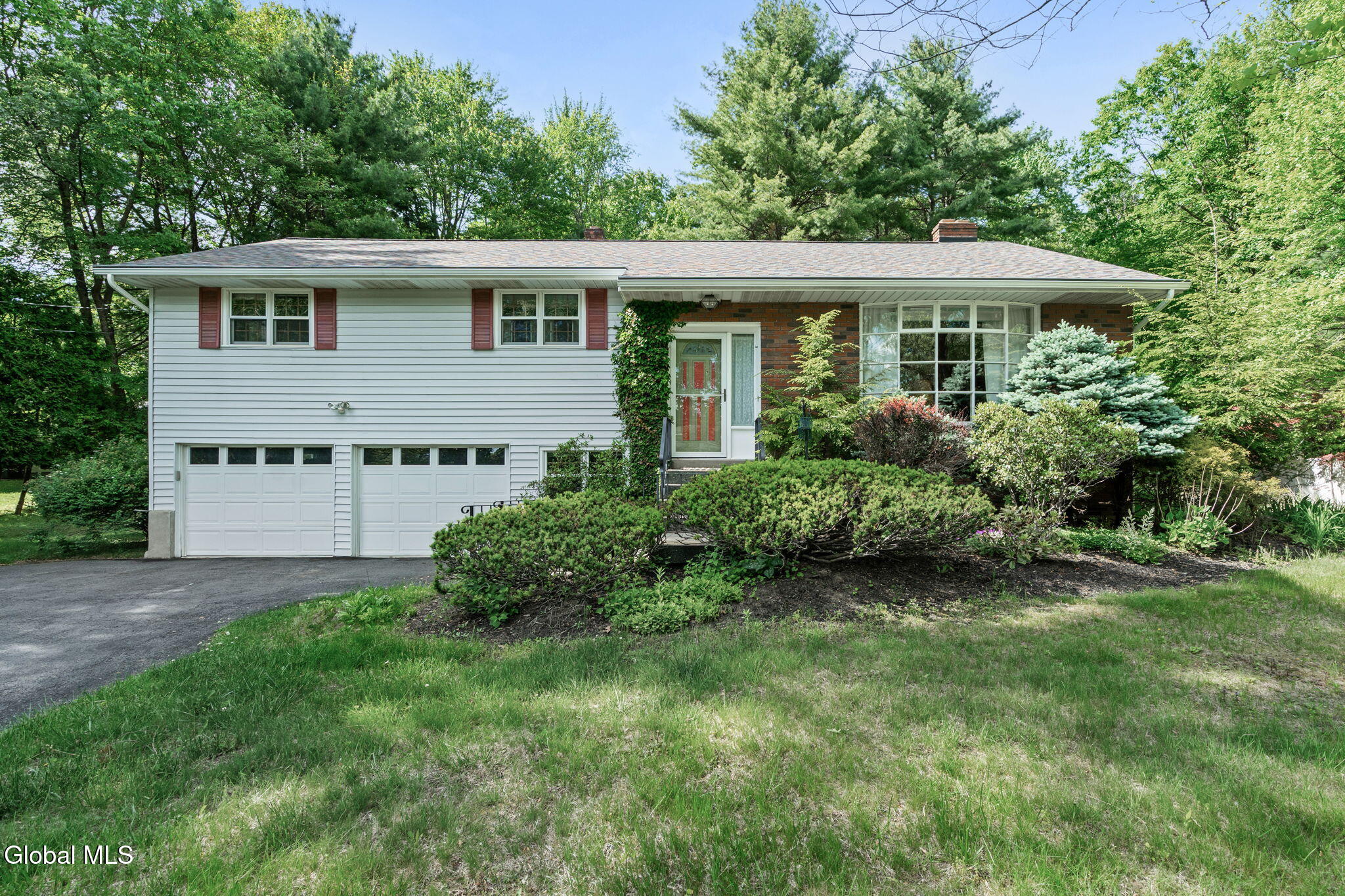 723 Grooms Road Rexford NY 12148