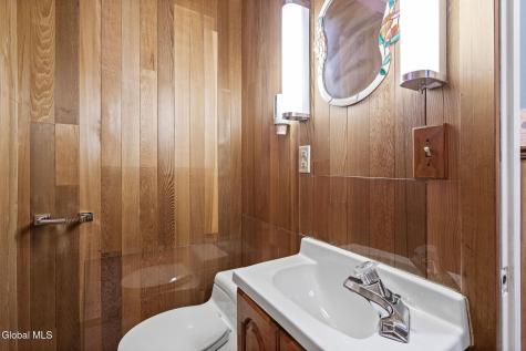 723 Grooms Road Rexford NY 12148