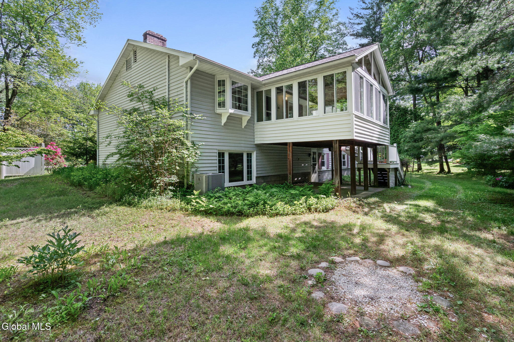 723 Grooms Road Rexford NY 12148