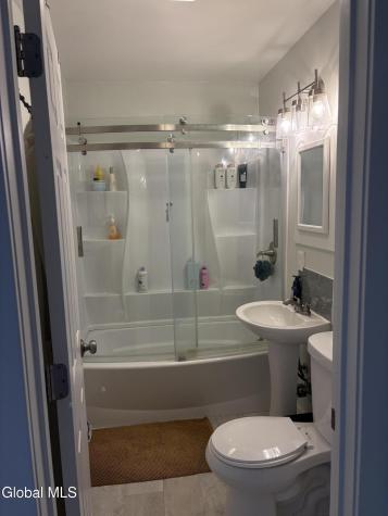 1136 Outer Drive Schenectady NY 12303
