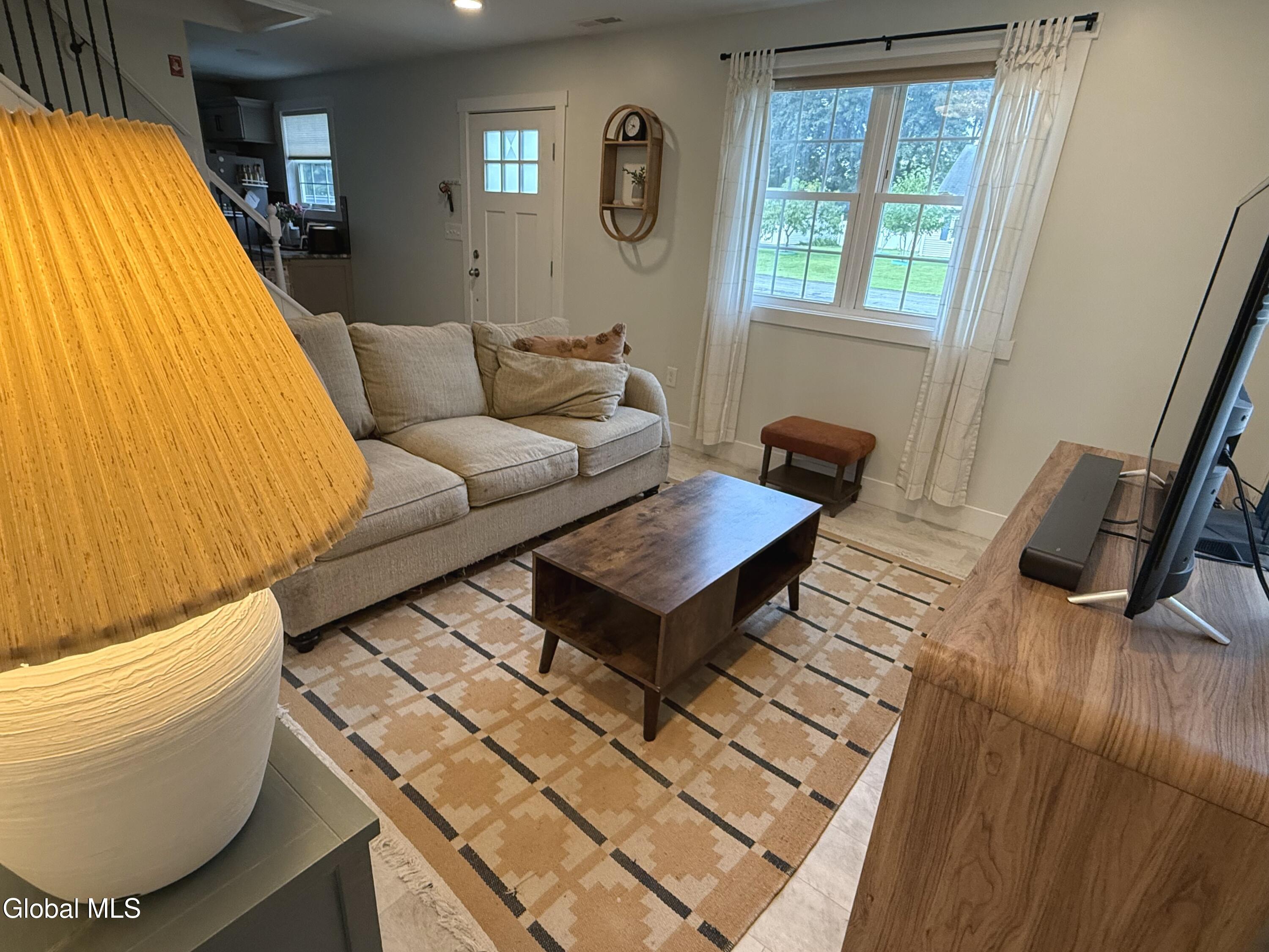 1136 Outer Drive Schenectady NY 12303