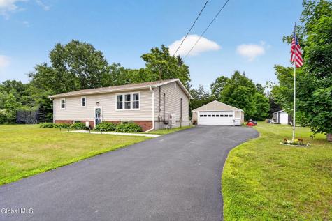 28 Lakeview Drive Valatie NY 12184