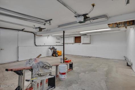 31 Tanners Lane Rensselaer NY 12144