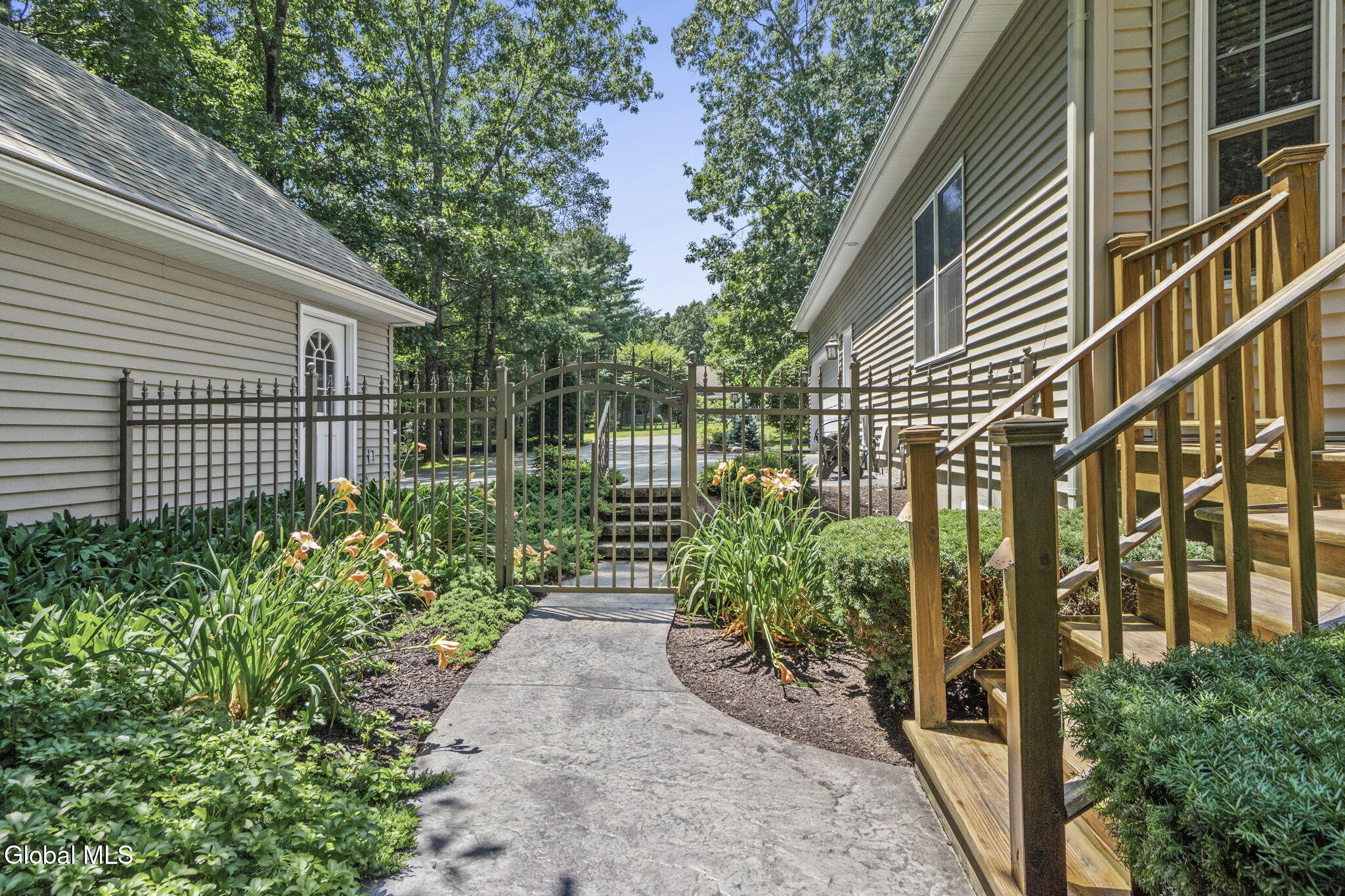 85 Chadwycke Court Valatie NY 12184