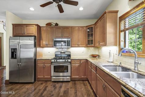 85 Chadwycke Court Valatie NY 12184