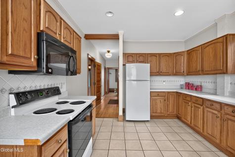 84 Church Hill Road Waterford NY 12188
