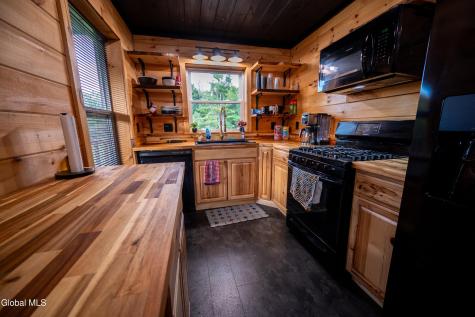 1452 Pardeeville Road Cold Brook NY 13324