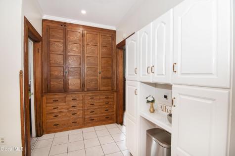 114 S Lake Avenue Albany NY 12208