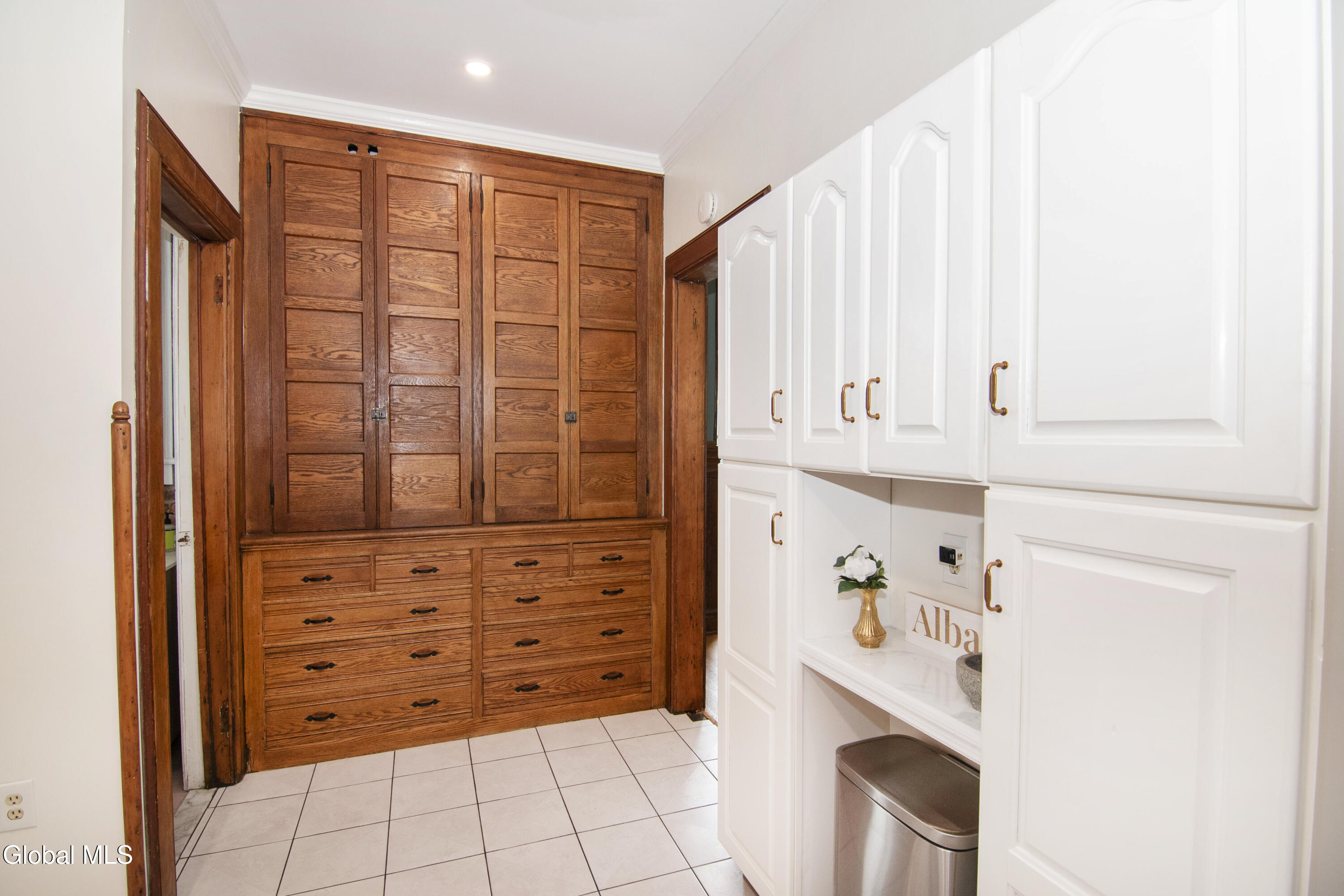 114 S Lake Avenue Albany NY 12208