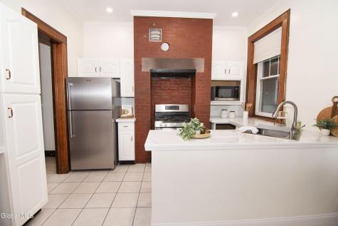 114 S Lake Avenue Albany NY 12208