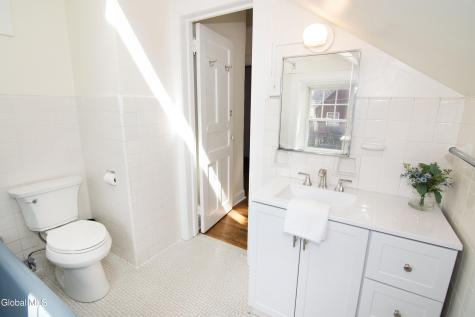 114 S Lake Avenue Albany NY 12208