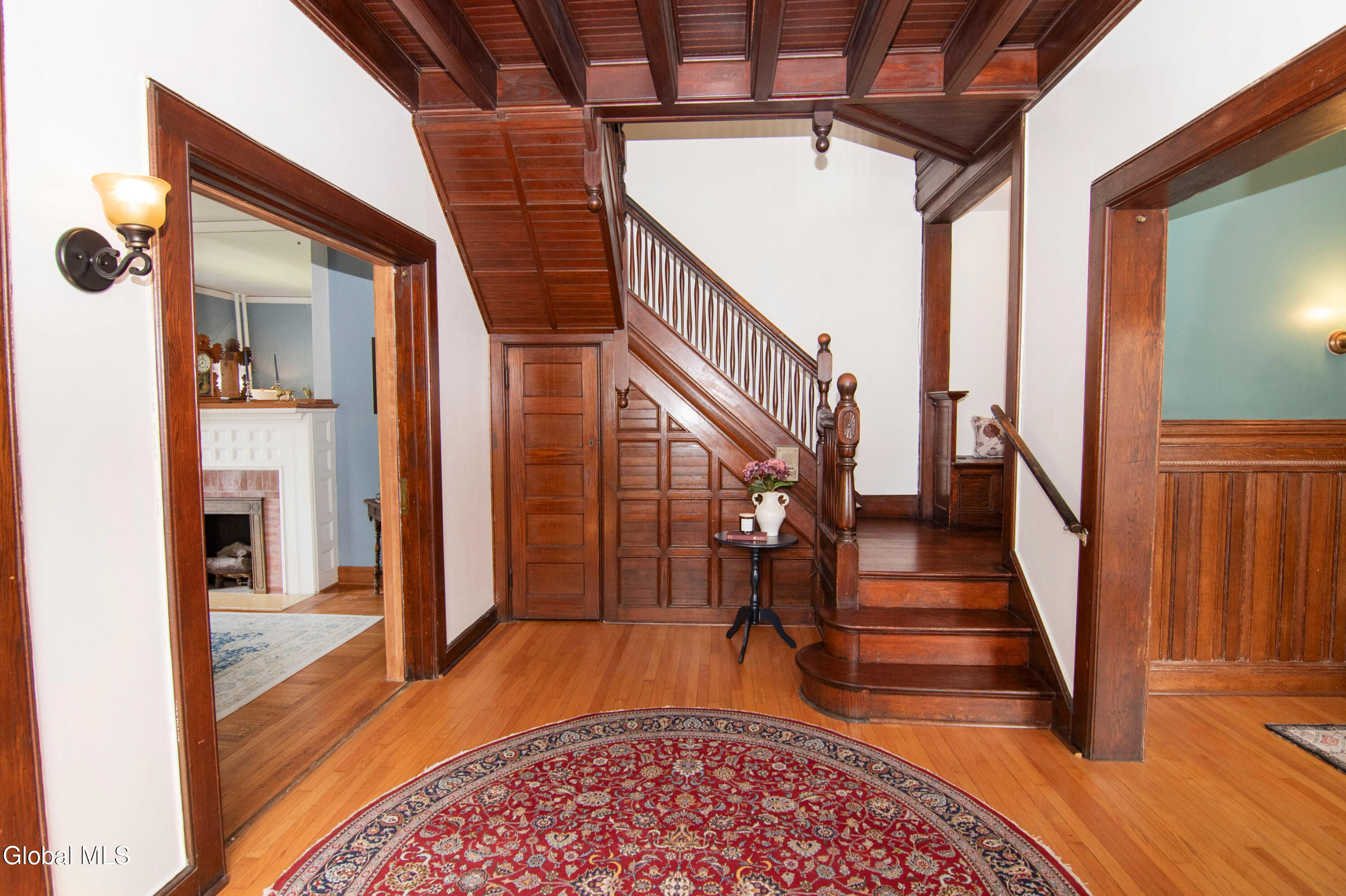 114 S Lake Avenue Albany NY 12208