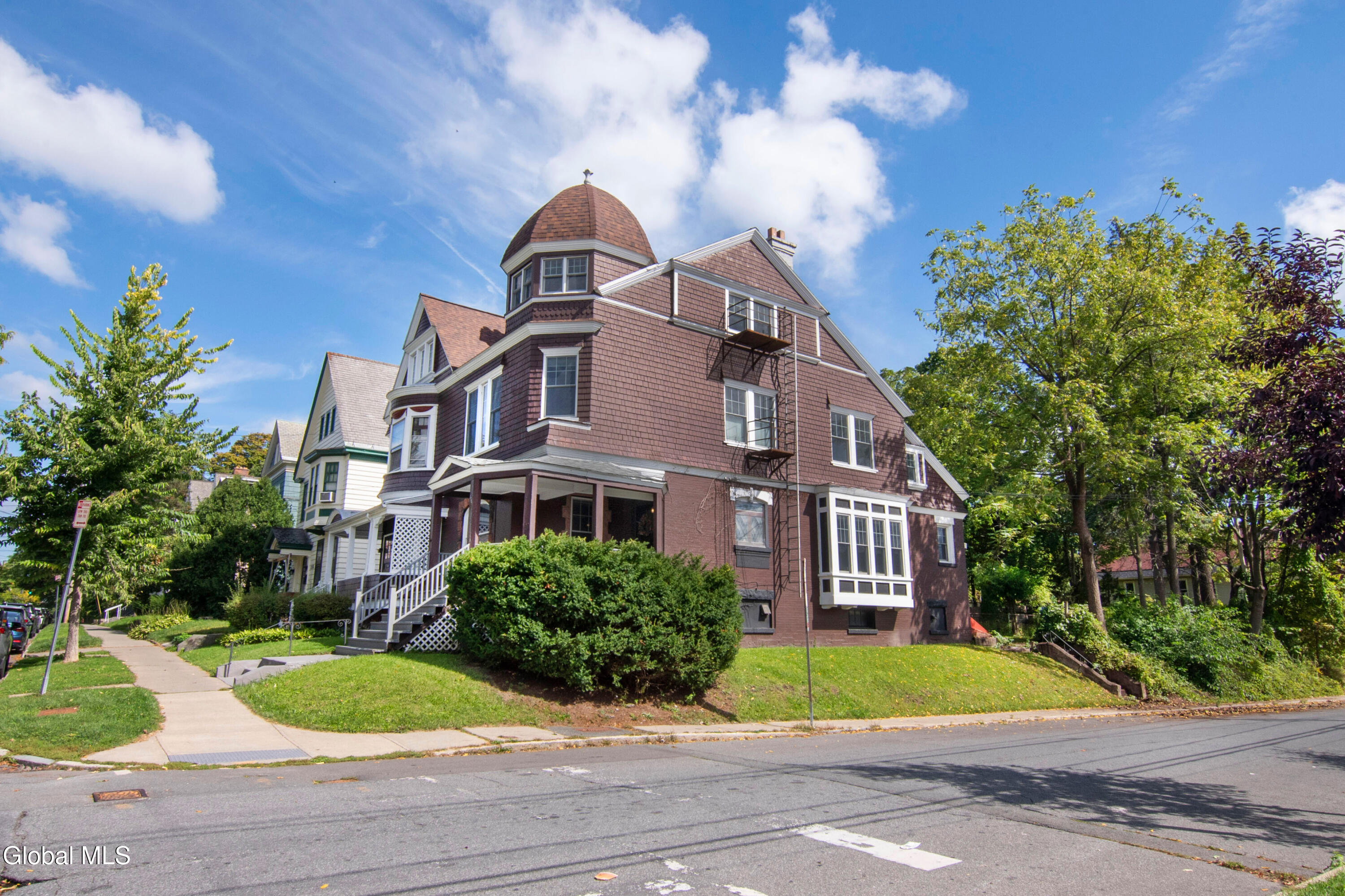 114 S Lake Avenue Albany NY 12208