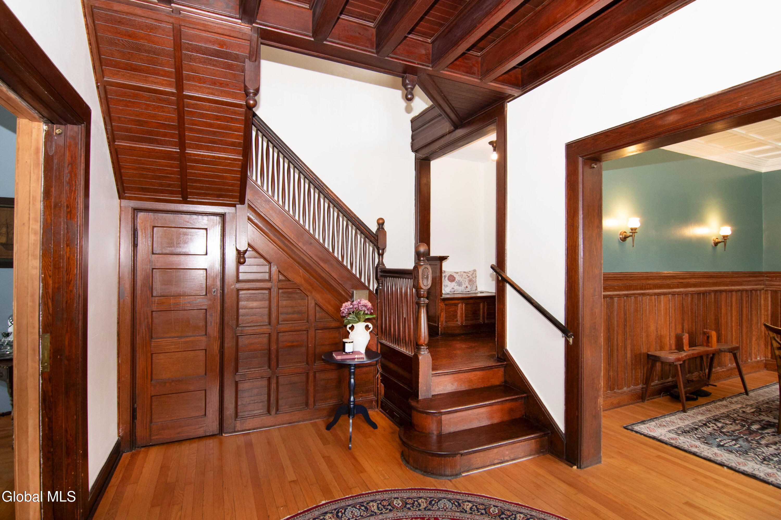 114 S Lake Avenue Albany NY 12208