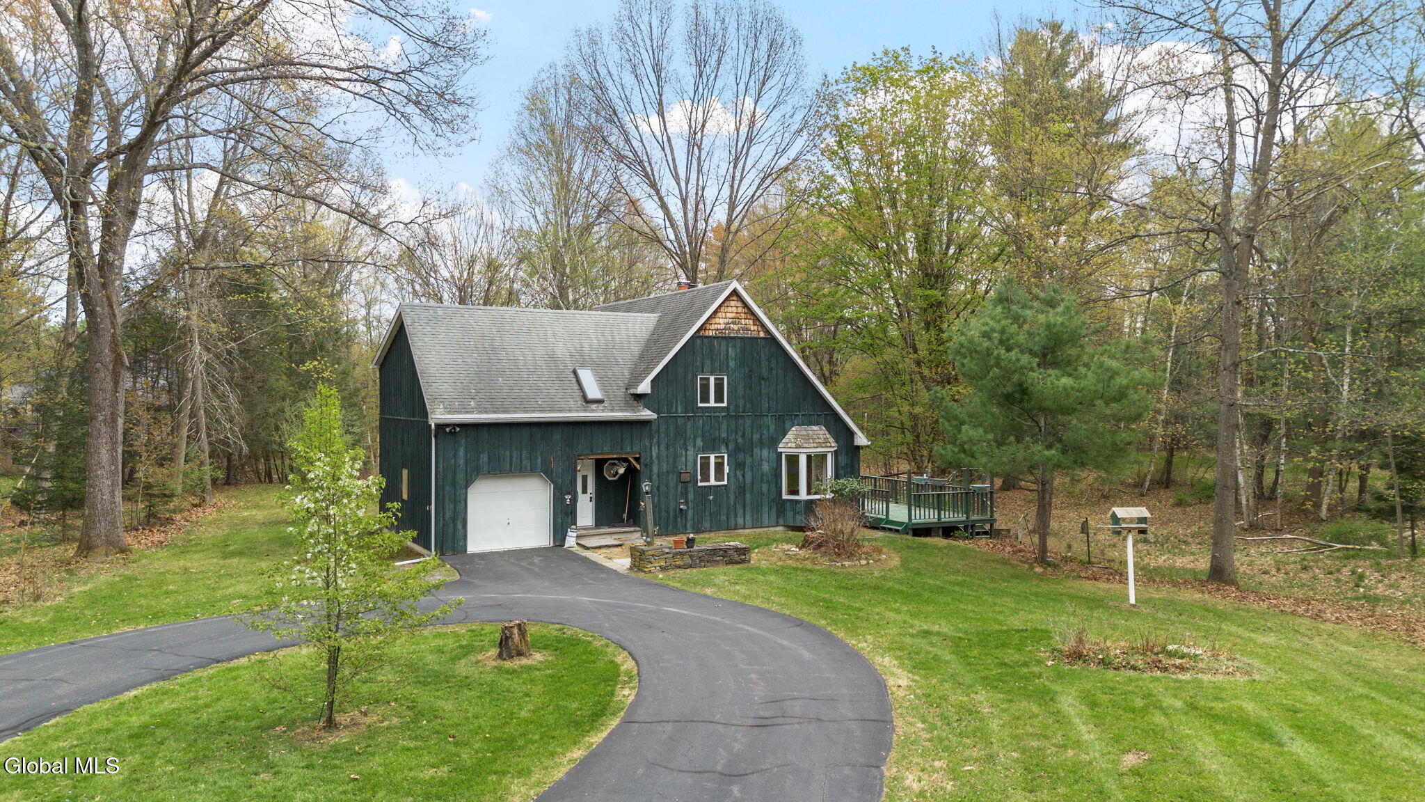 126 Normanskill Road Slingerlands NY 12159