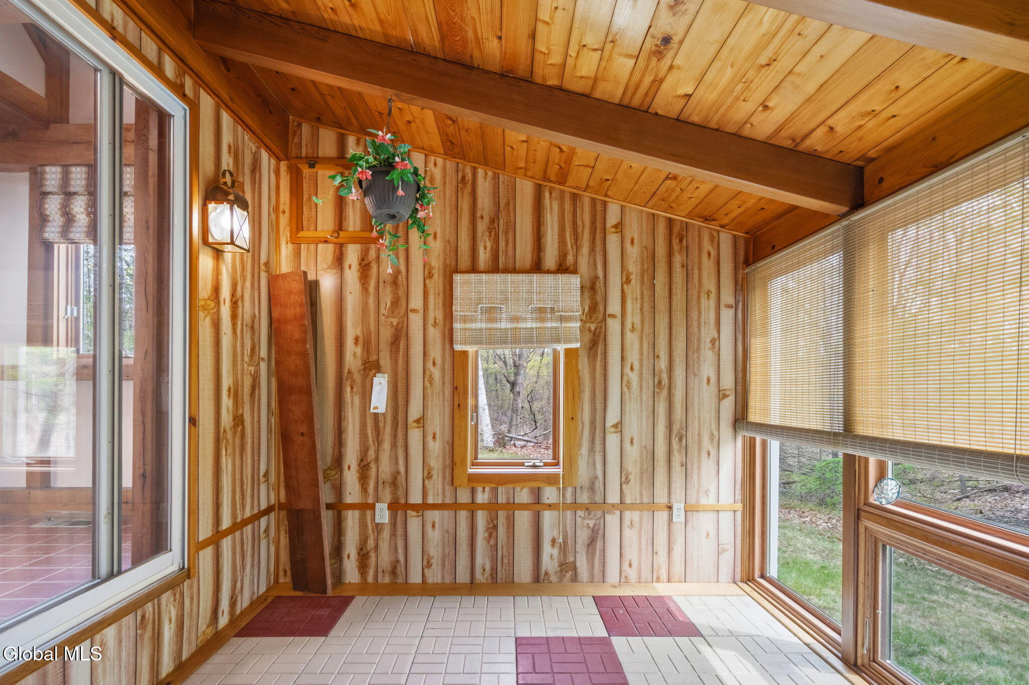 126 Normanskill Road Slingerlands NY 12159