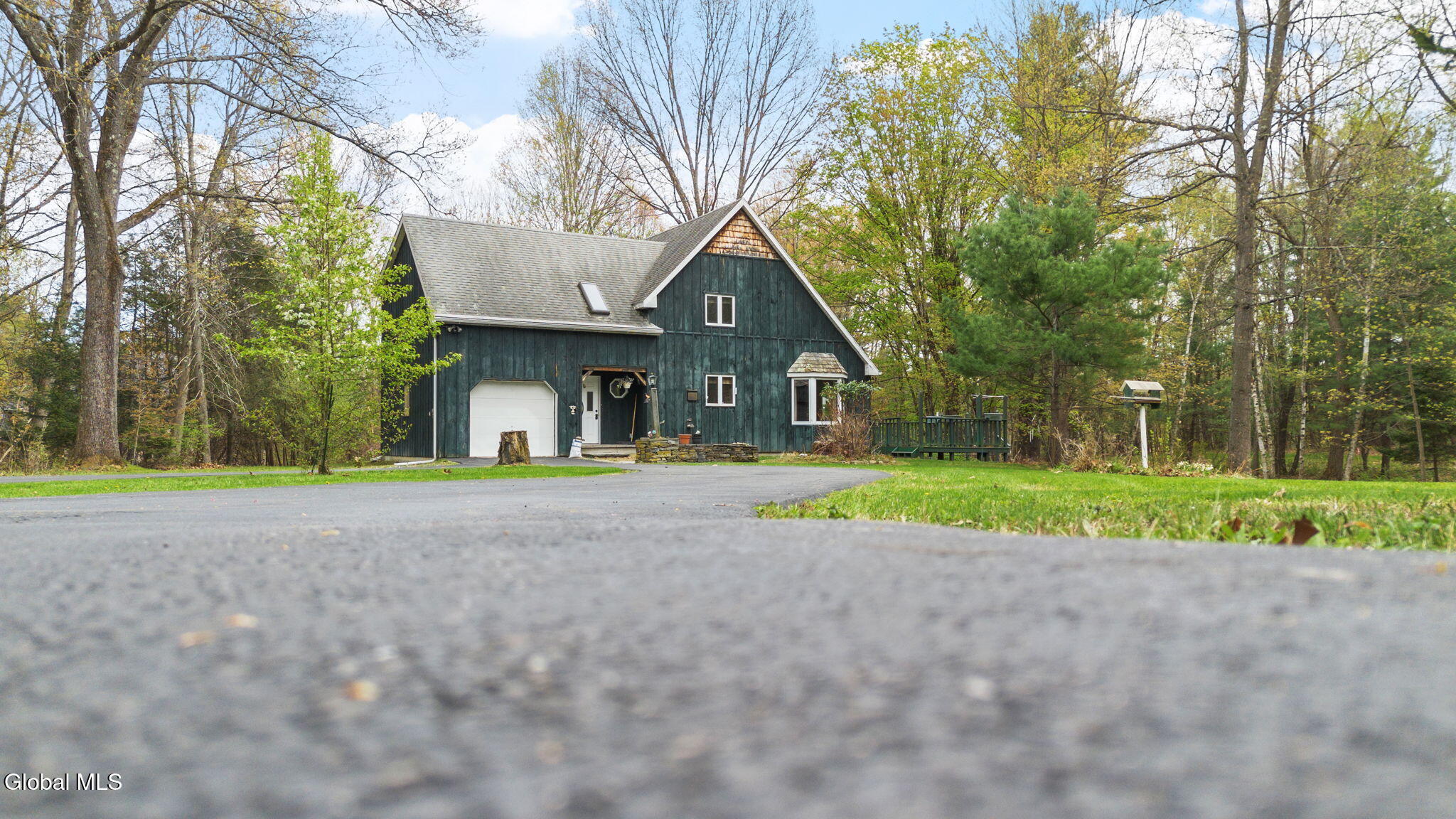 126 Normanskill Road Slingerlands NY 12159