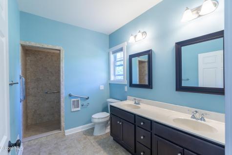32 Brampton Lane Gansevoort NY 12831