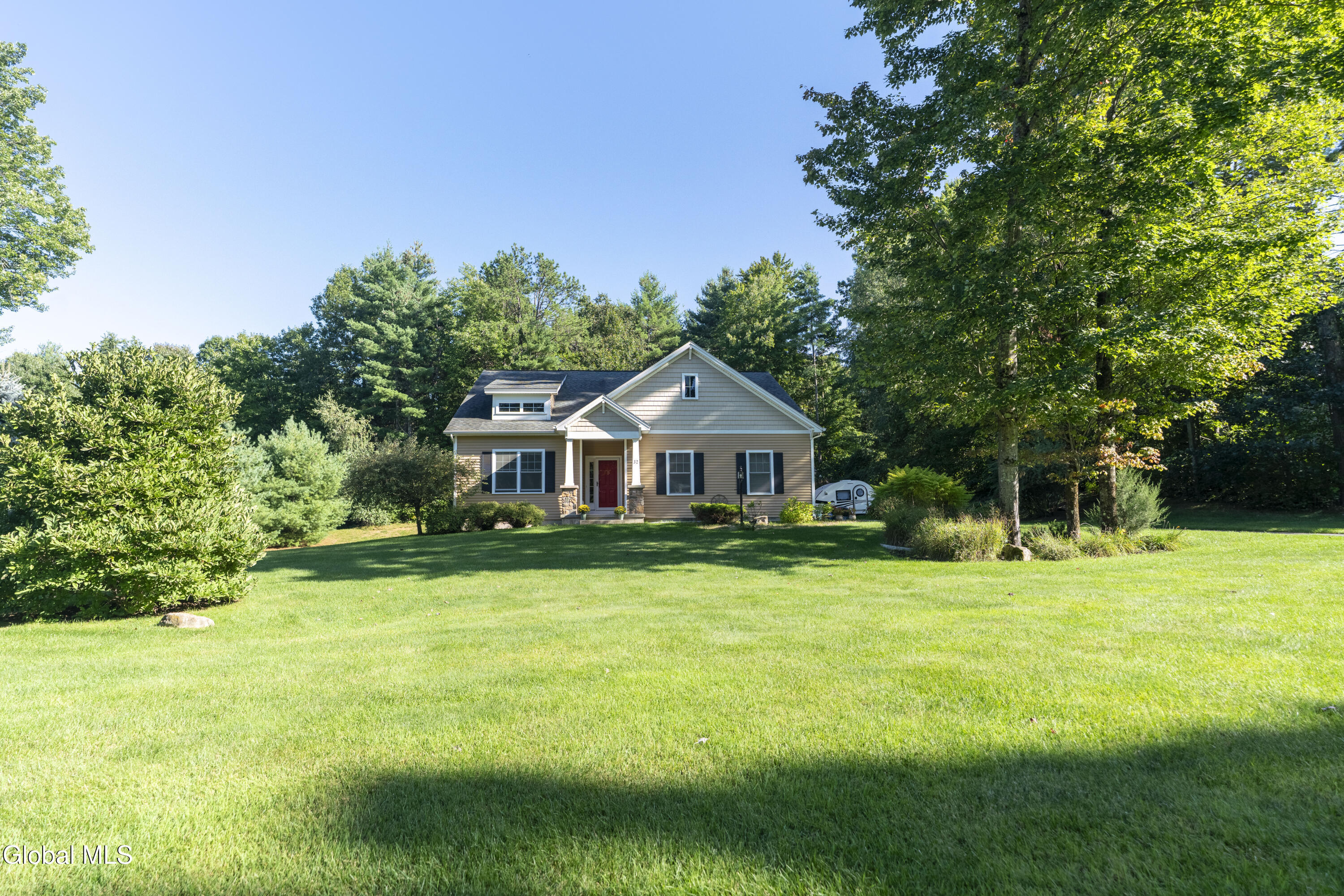 32 Brampton Lane Gansevoort NY 12831