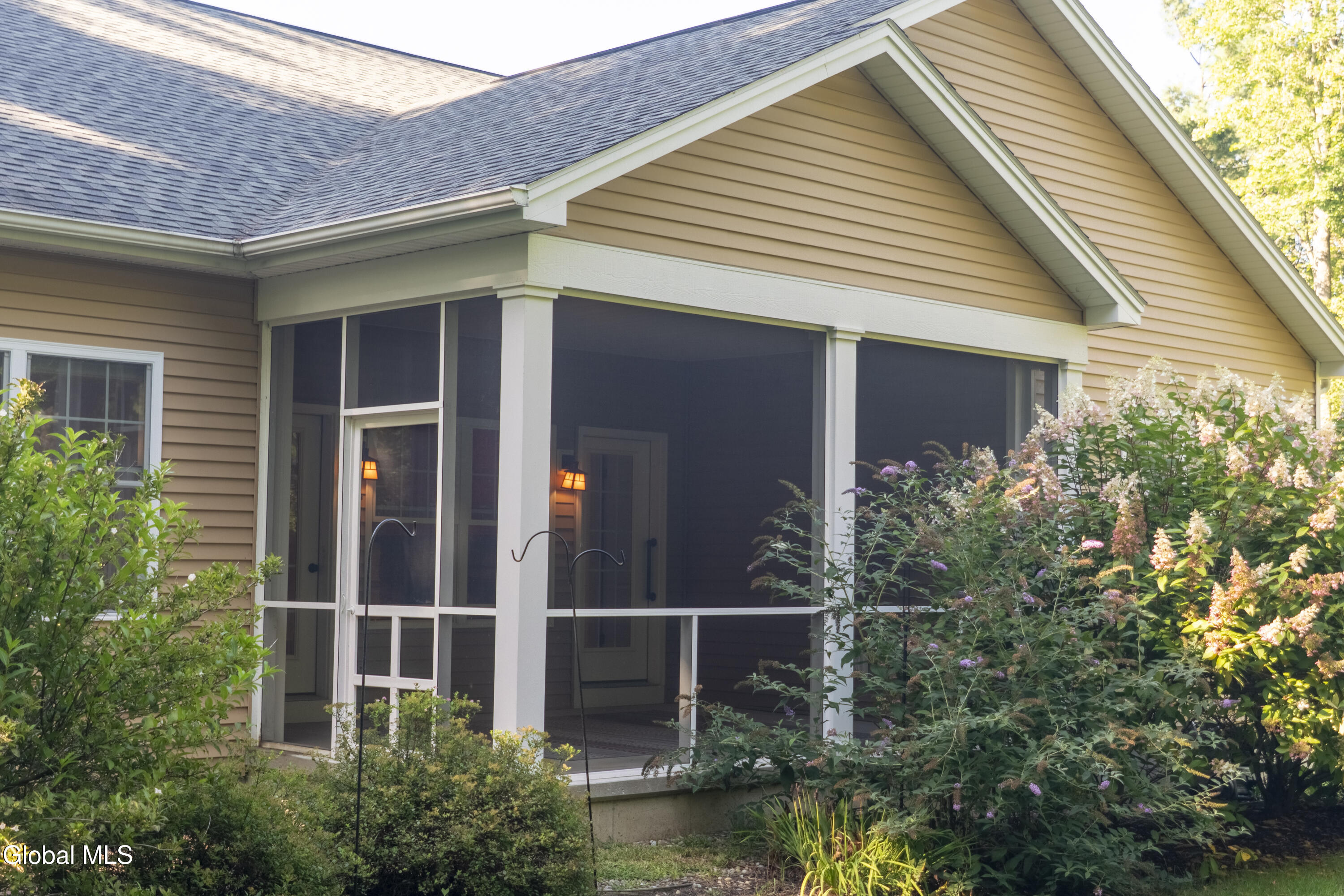 32 Brampton Lane Gansevoort NY 12831