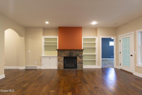 32 Brampton Lane Gansevoort NY 12831