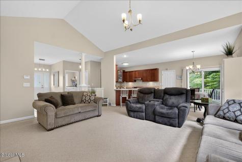 4 Dorothy Lane Glenville NY 12302