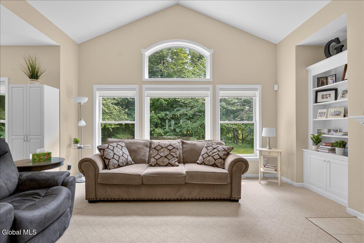 4 Dorothy Lane Glenville NY 12302