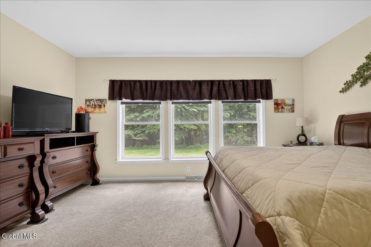 4 Dorothy Lane Glenville NY 12302