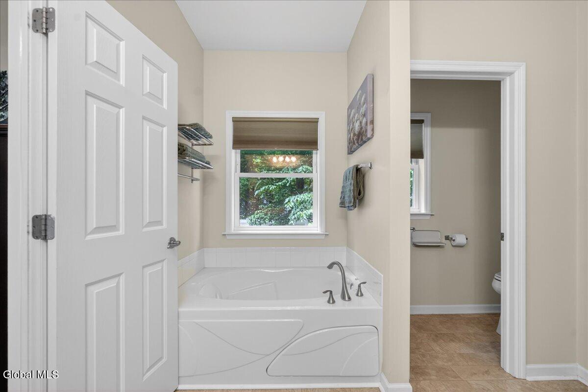 4 Dorothy Lane Glenville NY 12302