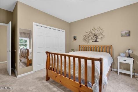 4 Dorothy Lane Glenville NY 12302