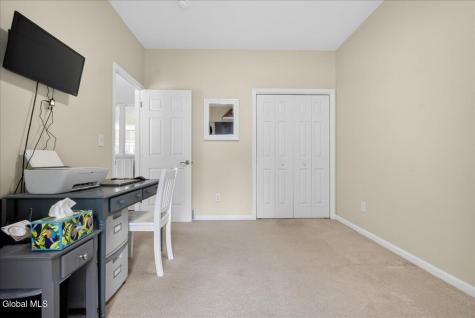 4 Dorothy Lane Glenville NY 12302