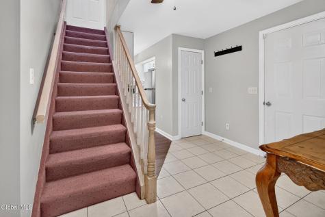 72 Fredericks Road Glenville NY 12302