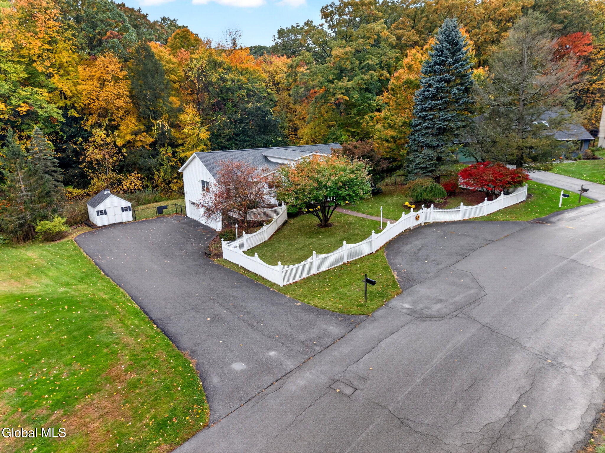 72 Fredericks Road Glenville NY 12302