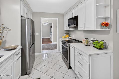 72 Fredericks Road Glenville NY 12302