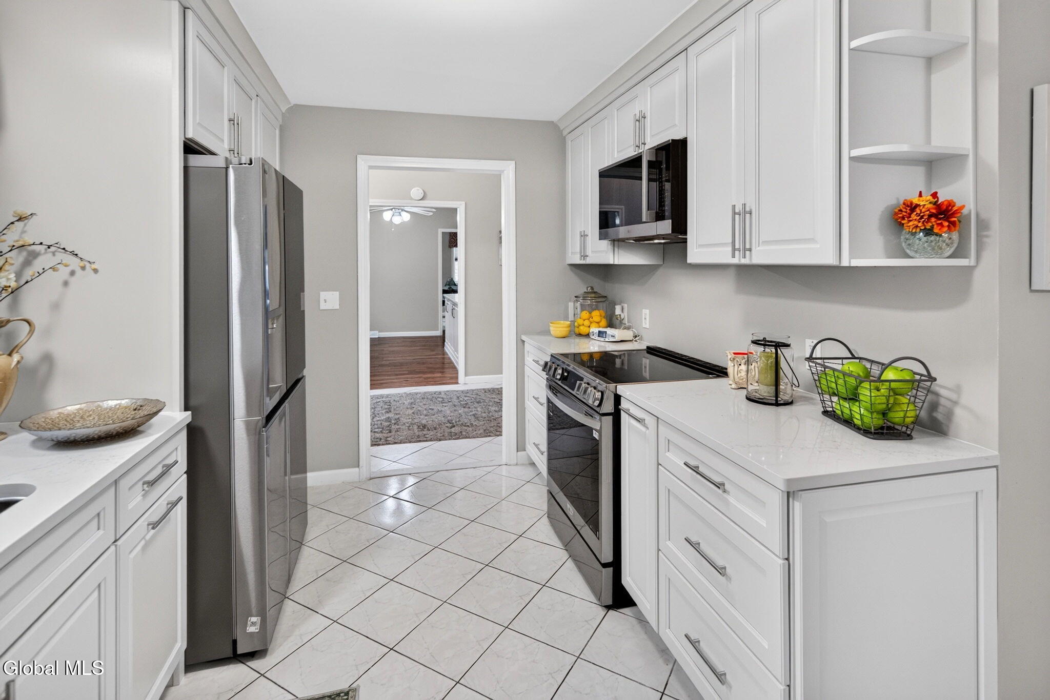 72 Fredericks Road Glenville NY 12302