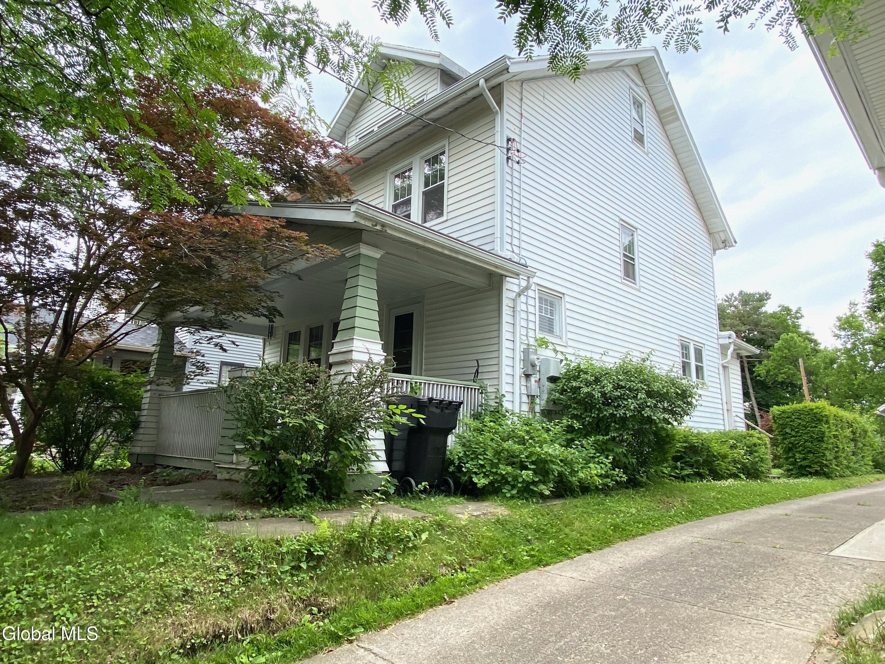 2513 15th Street Troy NY 12180