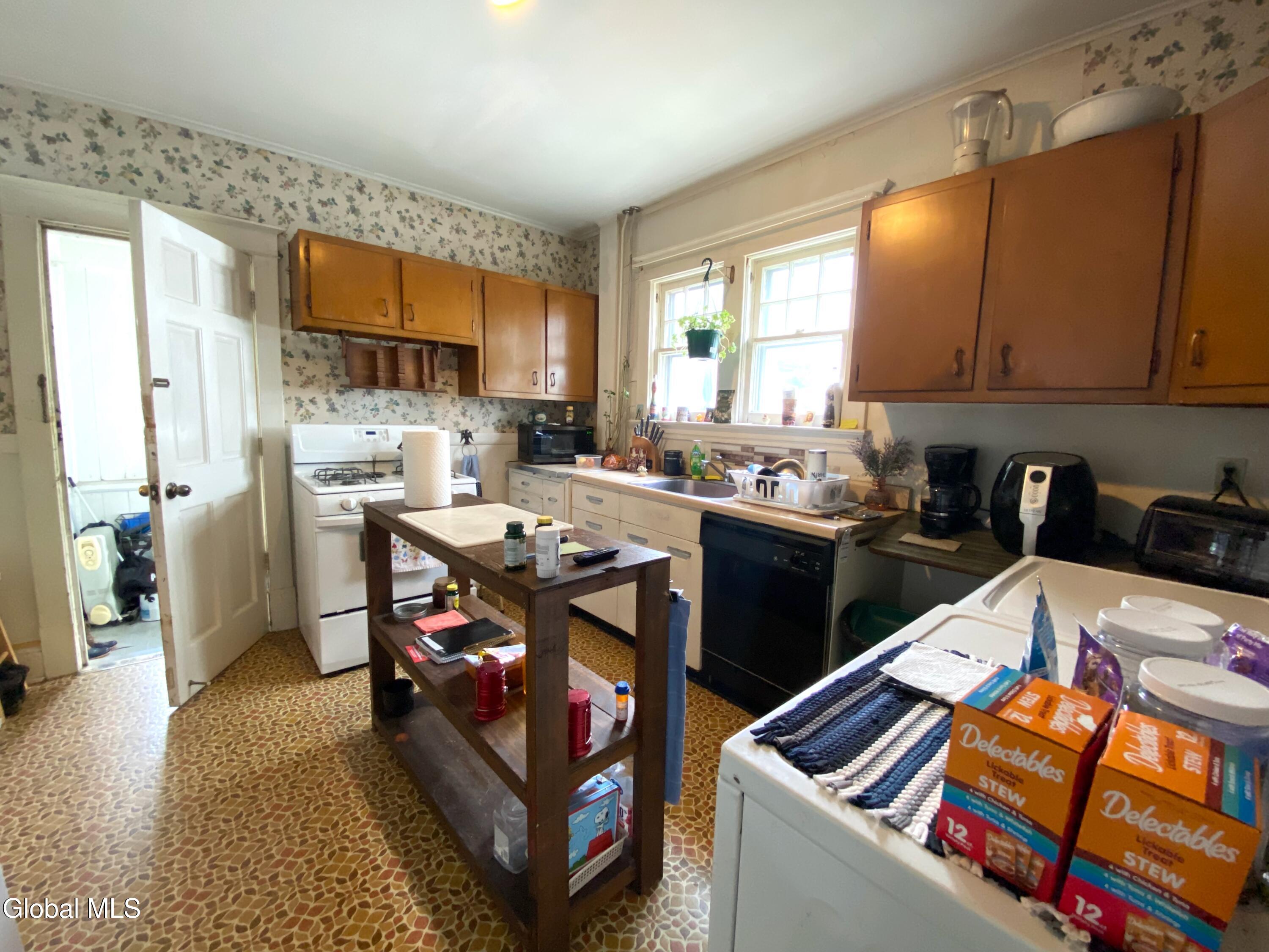 2513 15th Street Troy NY 12180