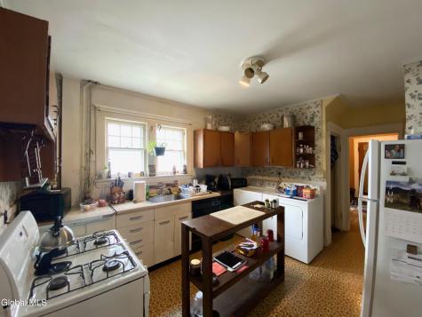 2513 15th Street Troy NY 12180