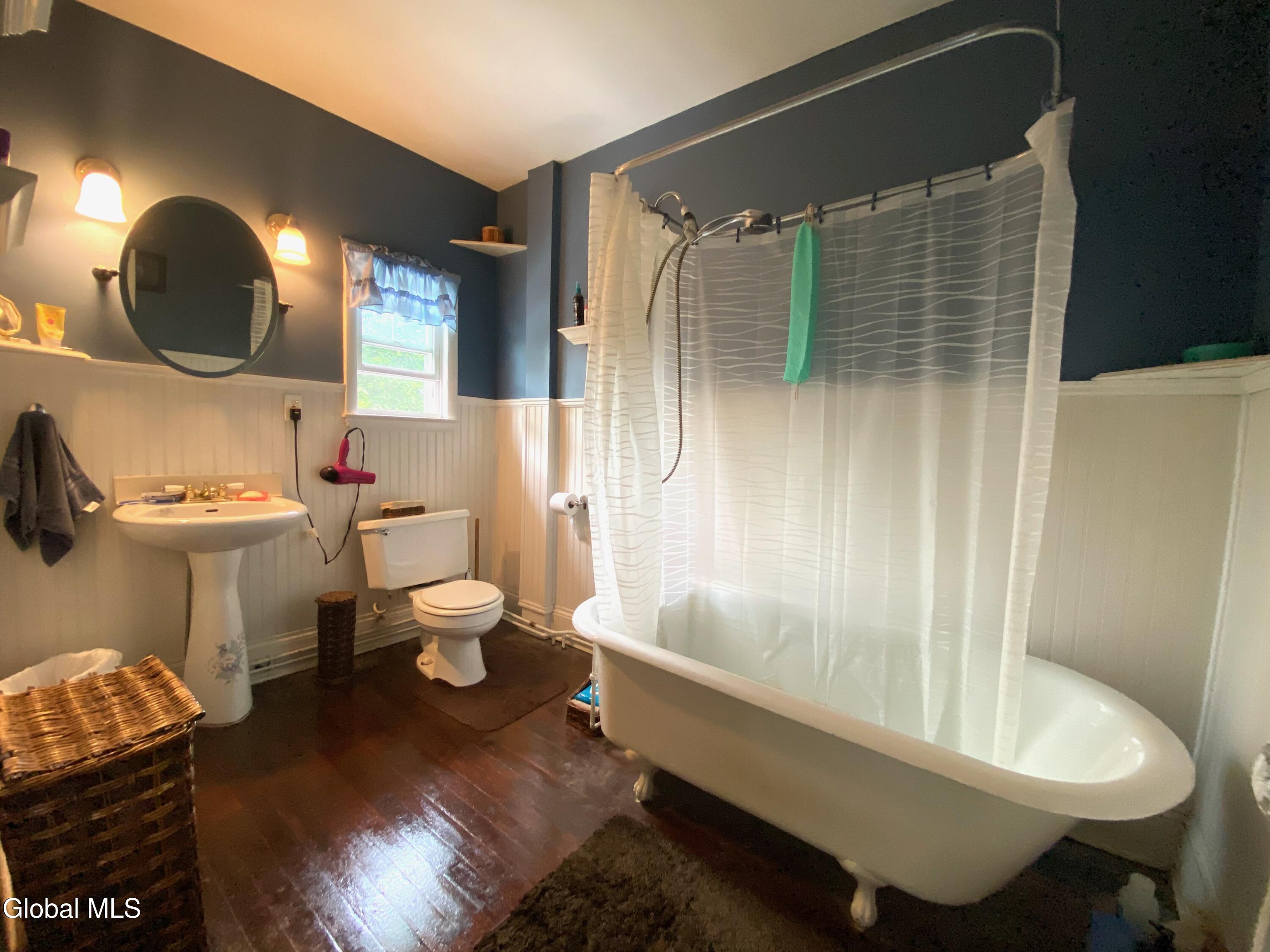 2513 15th Street Troy NY 12180