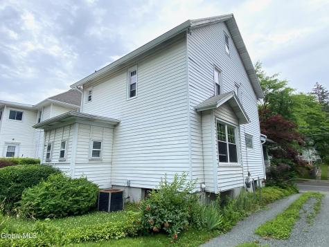 2513 15th Street Troy NY 12180
