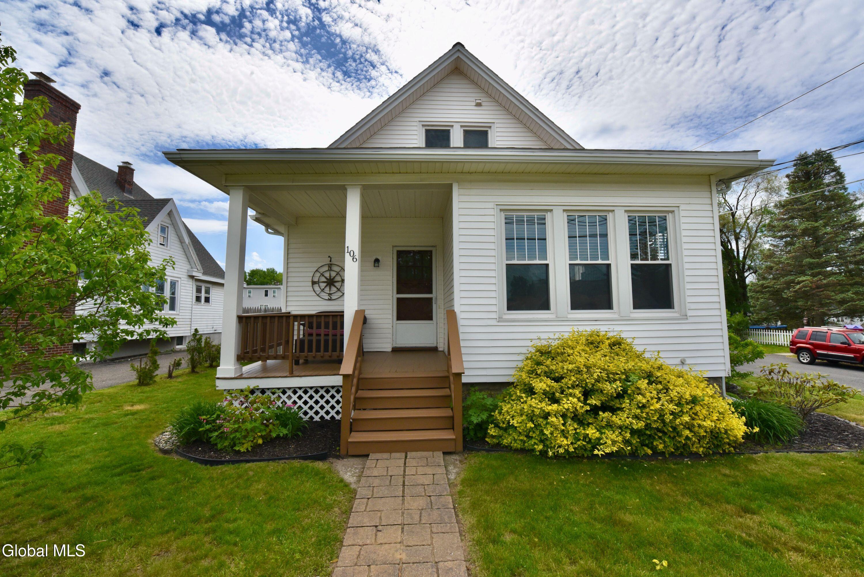106 Frederick Avenue Colonie NY 12205