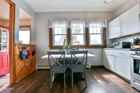 106 Frederick Avenue Colonie NY 12205