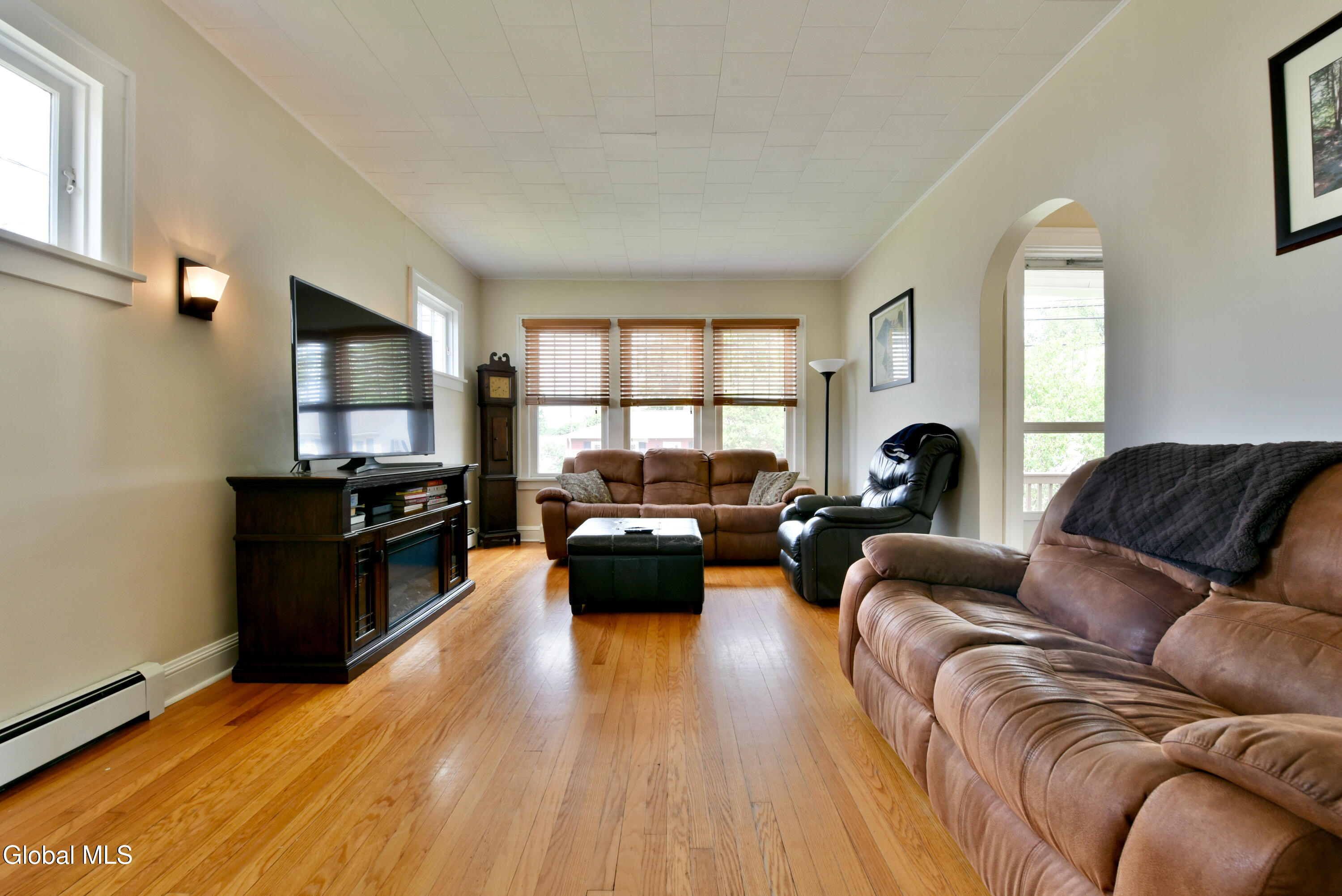 106 Frederick Avenue Colonie NY 12205