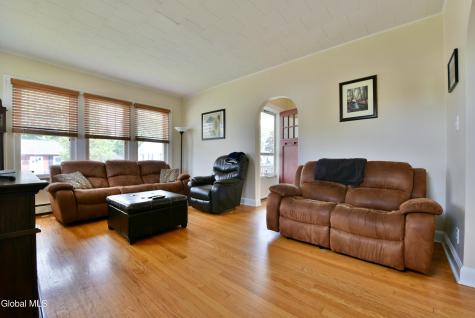 106 Frederick Avenue Colonie NY 12205