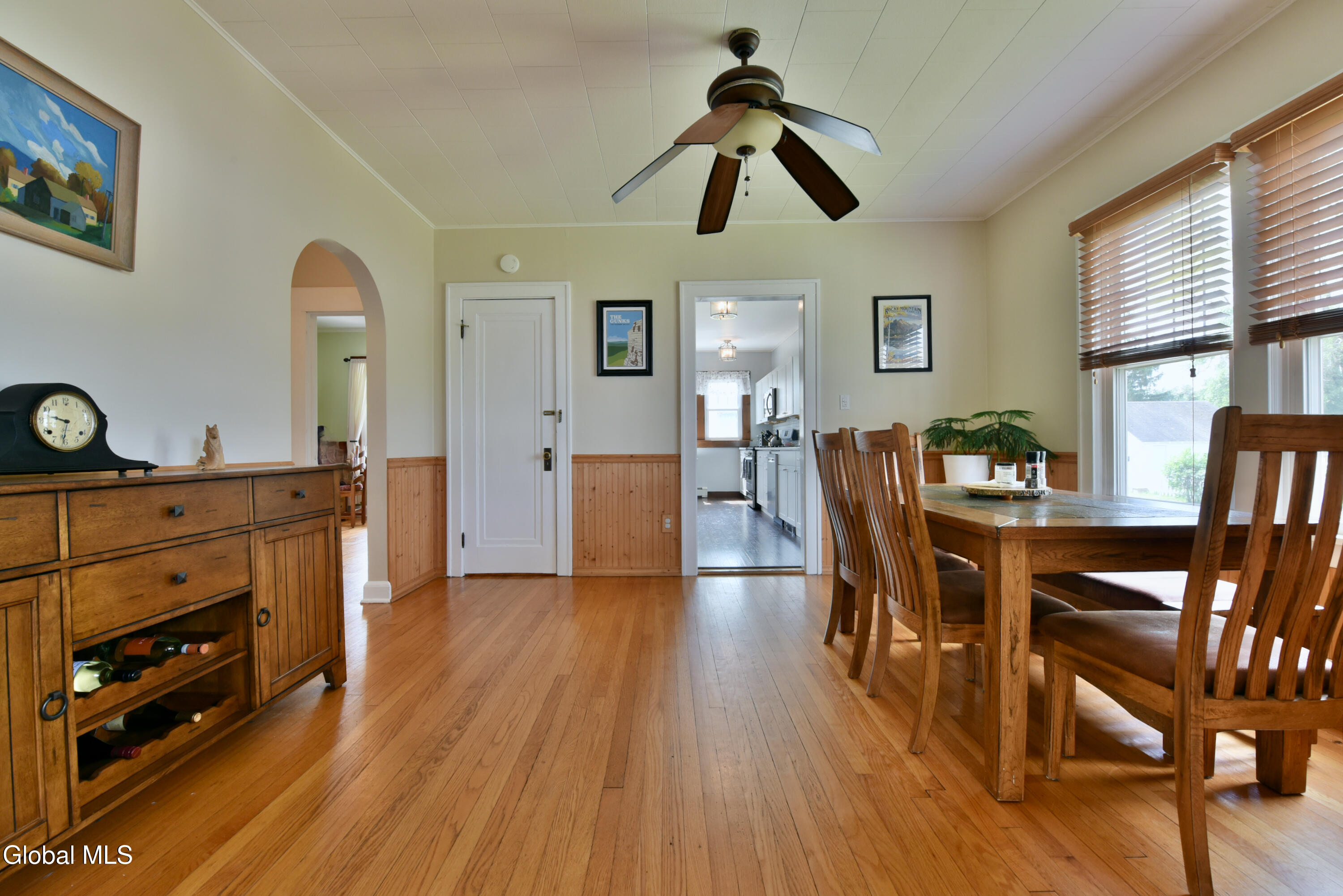 106 Frederick Avenue Colonie NY 12205