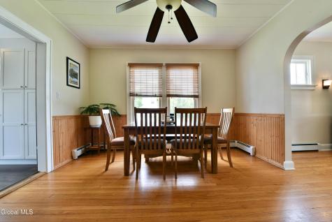 106 Frederick Avenue Colonie NY 12205