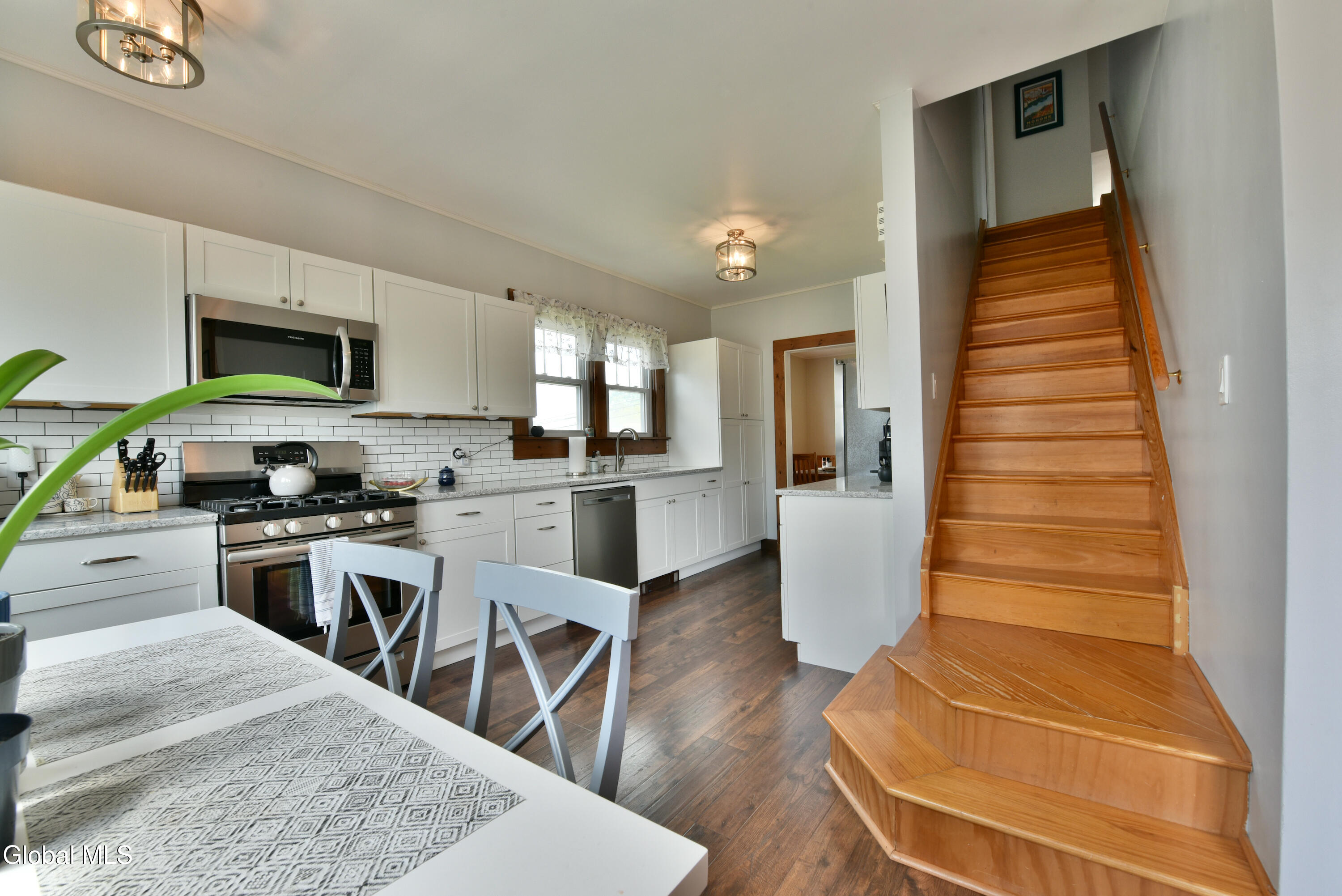106 Frederick Avenue Colonie NY 12205