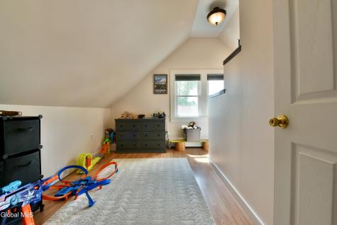 106 Frederick Avenue Colonie NY 12205