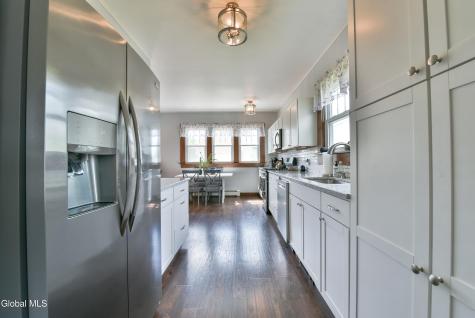 106 Frederick Avenue Colonie NY 12205