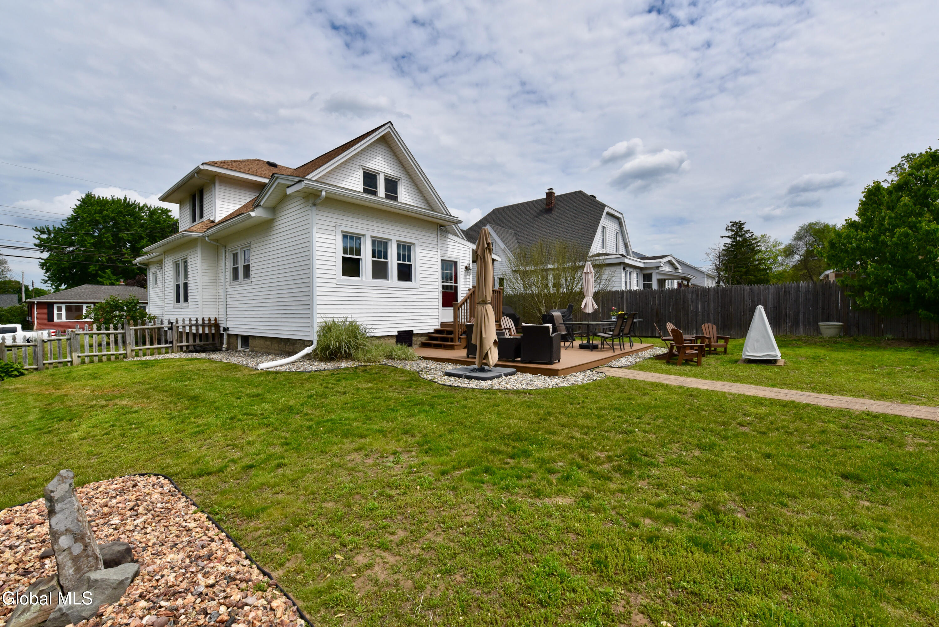 106 Frederick Avenue Colonie NY 12205